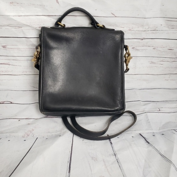 Vintage Coach crossbody bag 9×9 - Picture 4 of 7